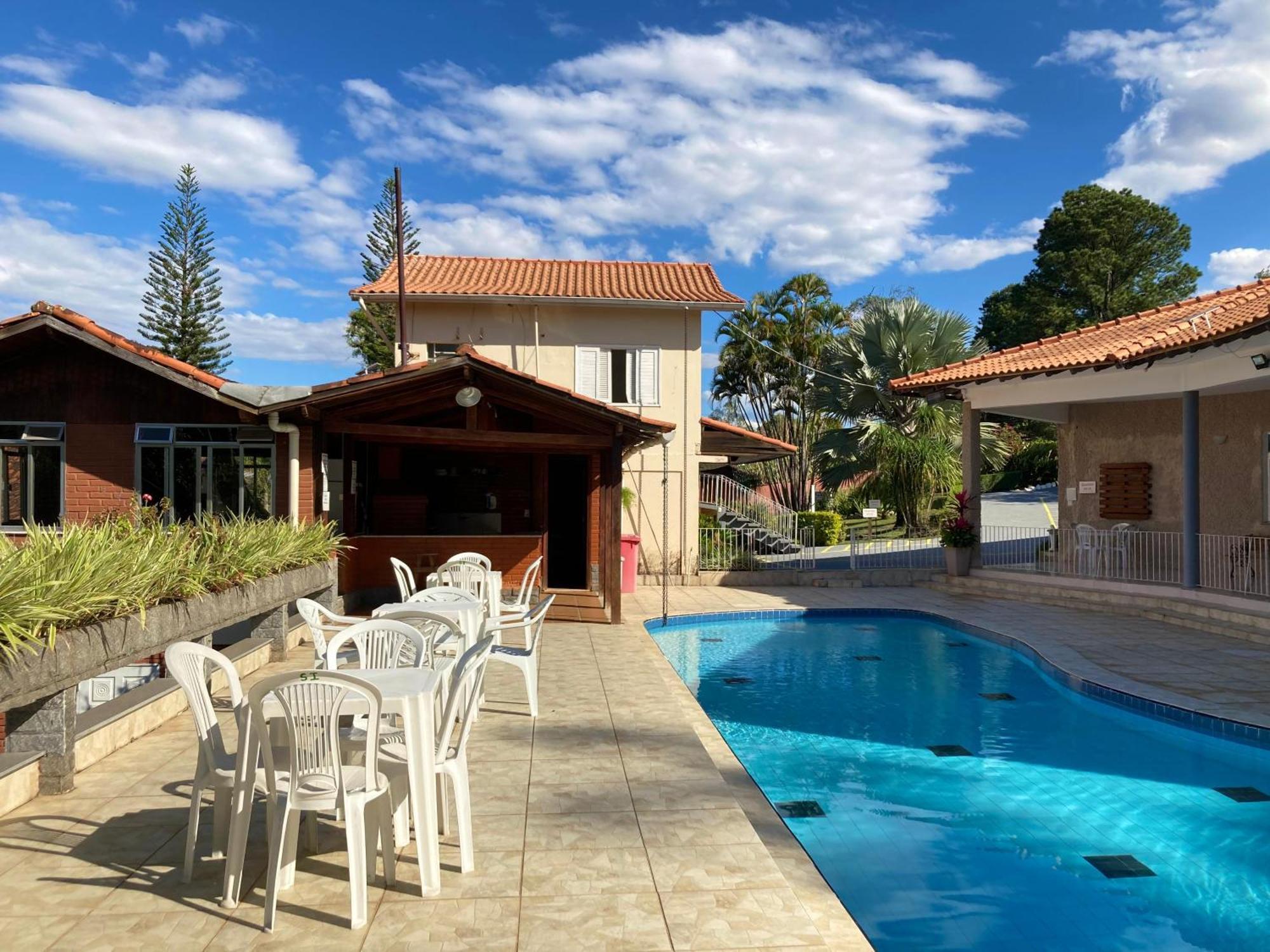 Homestay Vale Flores *